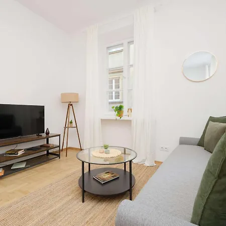 In The Old Town By Rent Like Apartment