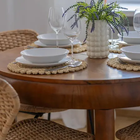 Stylish In The Old Town By Renters Lägenhet *